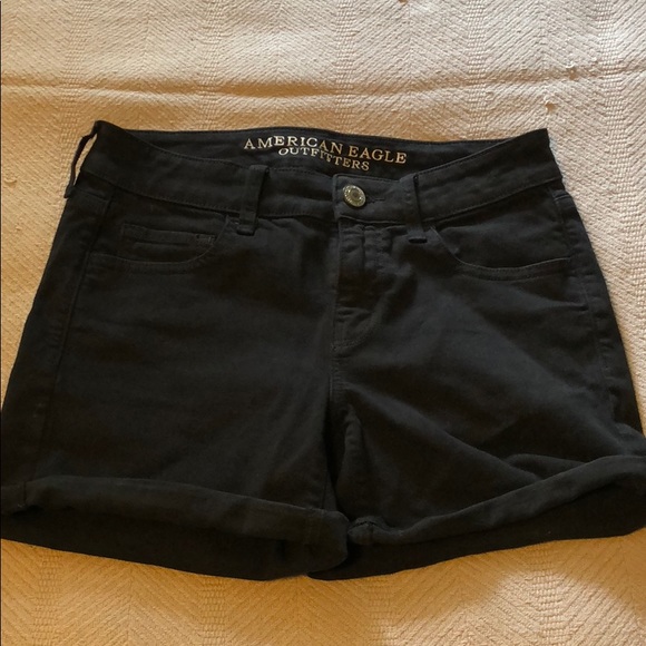 American Eagle Mid Rise Shorts 